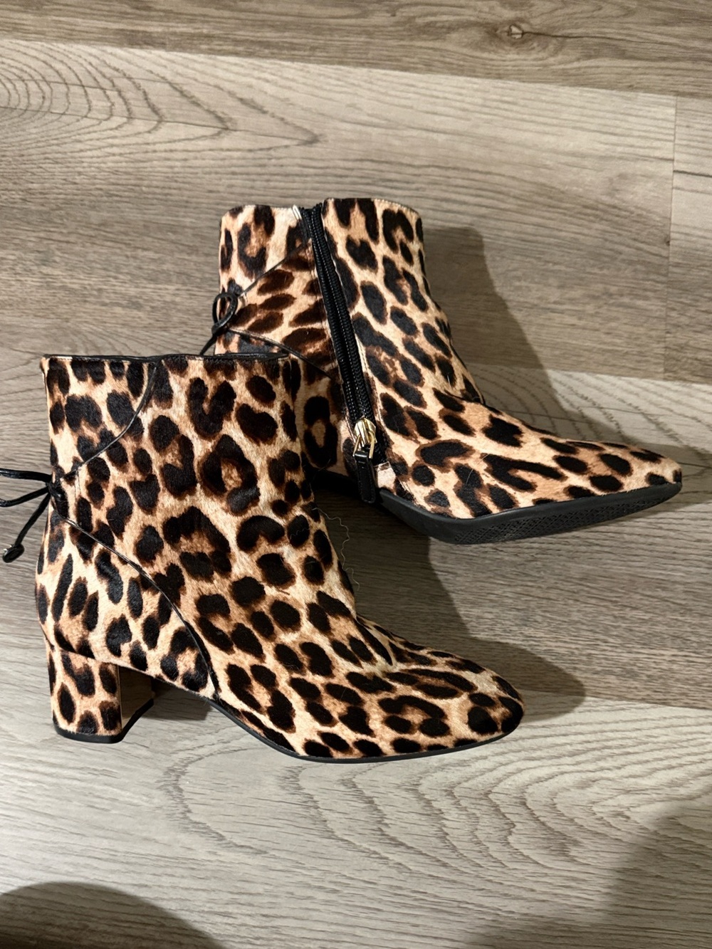 Tory Burch Leopard Print Ankle Boots 5.5